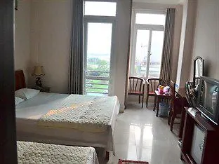 Hop Hung Hotel Hạ Long