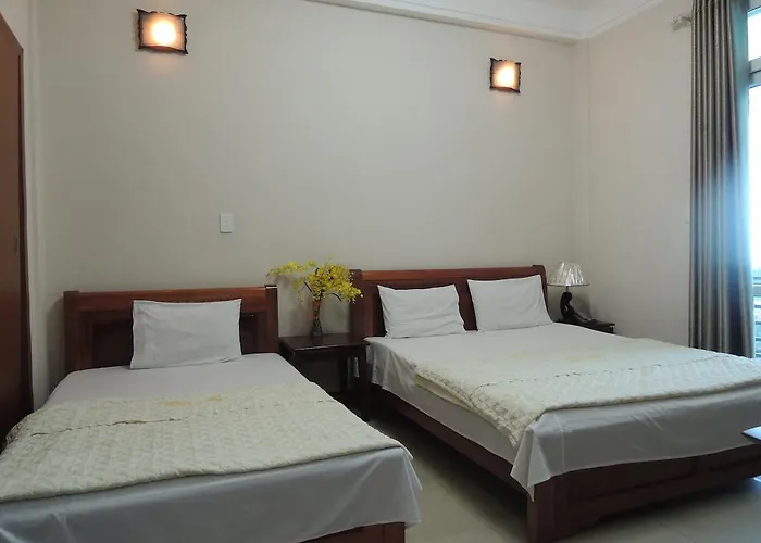 Hop Hung Hotel 2*
